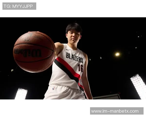 开拓者媒体人杨瀚森致力提升基础技能力争成为球队可靠替补