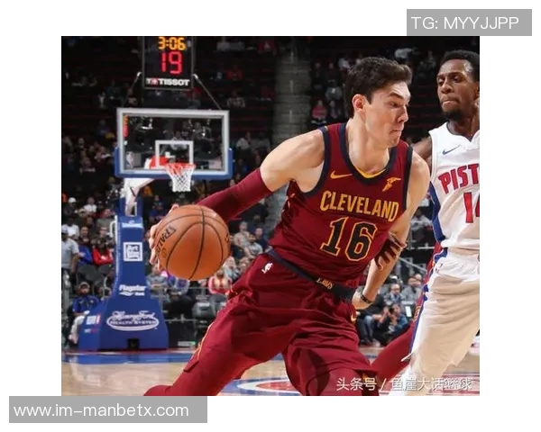 萨迪克贝全场表现惊艳15投7中斩获24分10篮板4助攻助力球队夺冠 萨迪克贝全场表现惊艳15投7中斩获24分10篮板4助攻助力球队夺冠